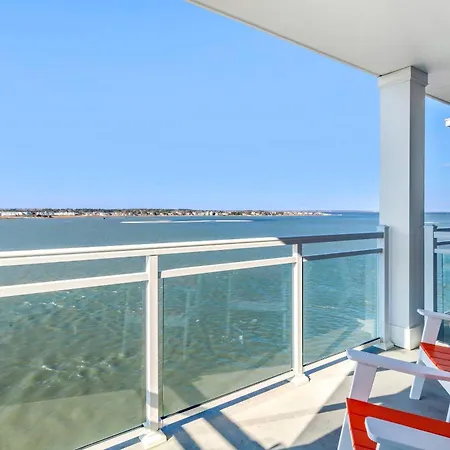Cambria Hotel Ocean City - Bayfront