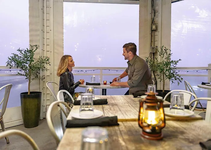 Hotel Cambria Ocean - Bayfront