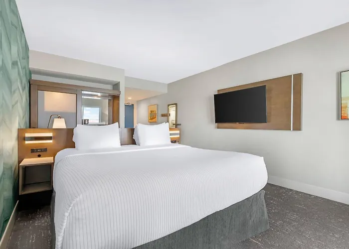 Hotel Cambria Ocean - Bayfront Ocean City