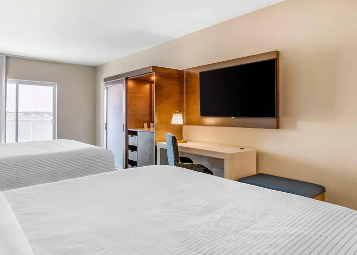 Cambria Ocean - Bayfront Ocean City
