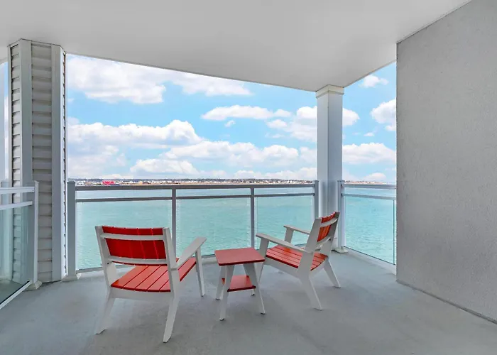 Cambria Ocean - Bayfront 4*