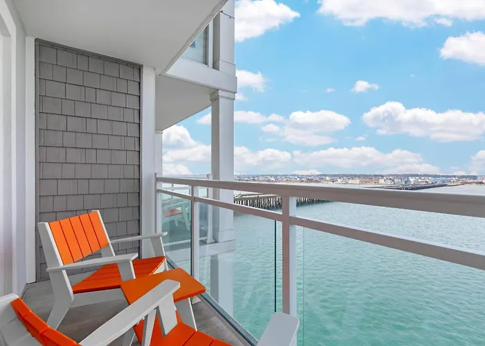 Hotel Cambria Ocean - Bayfront 4*