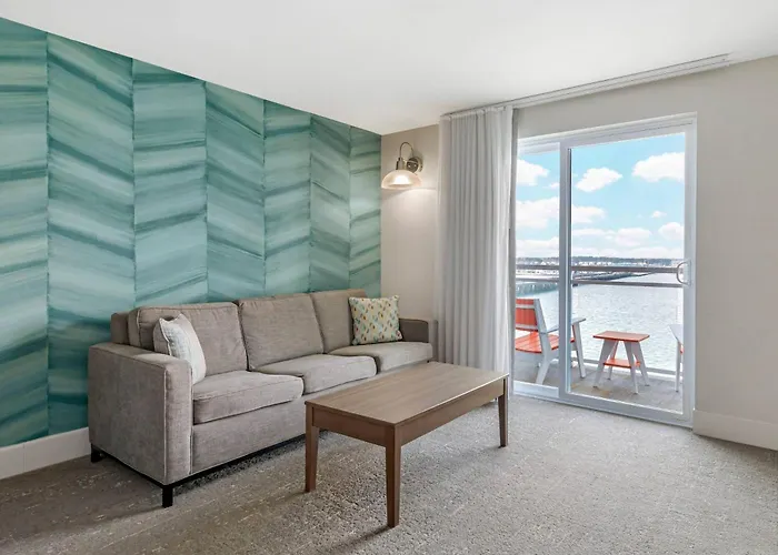 Cambria Ocean - Bayfront Ocean City