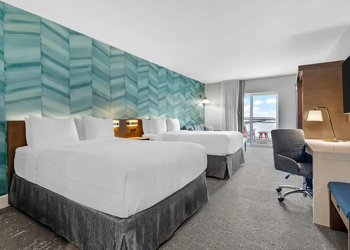 Cambria Ocean - Bayfront