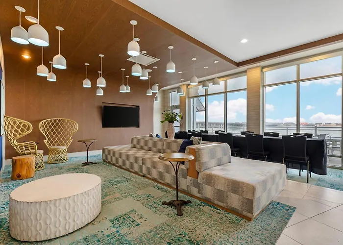 Cambria Ocean - Bayfront Hotel 4*