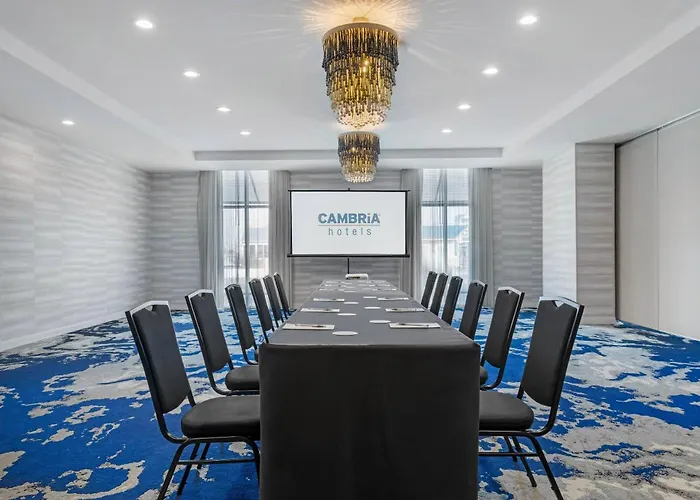 Hotel Cambria Ocean - Bayfront 4*